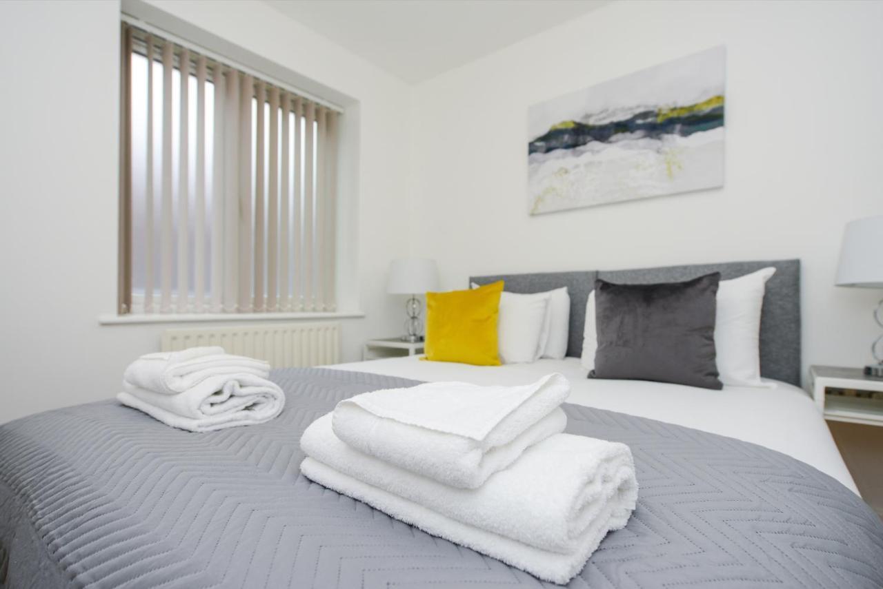 The Zone - Vibrant City Centre Apartment *